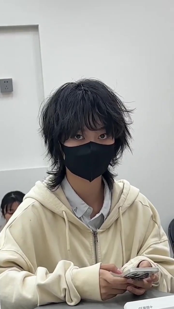 狼尾鲻鱼头 不一定斩男但是一定斩女的日系狼尾鲻鱼头短发 如何根据脸型选择适合自己的发型 剪