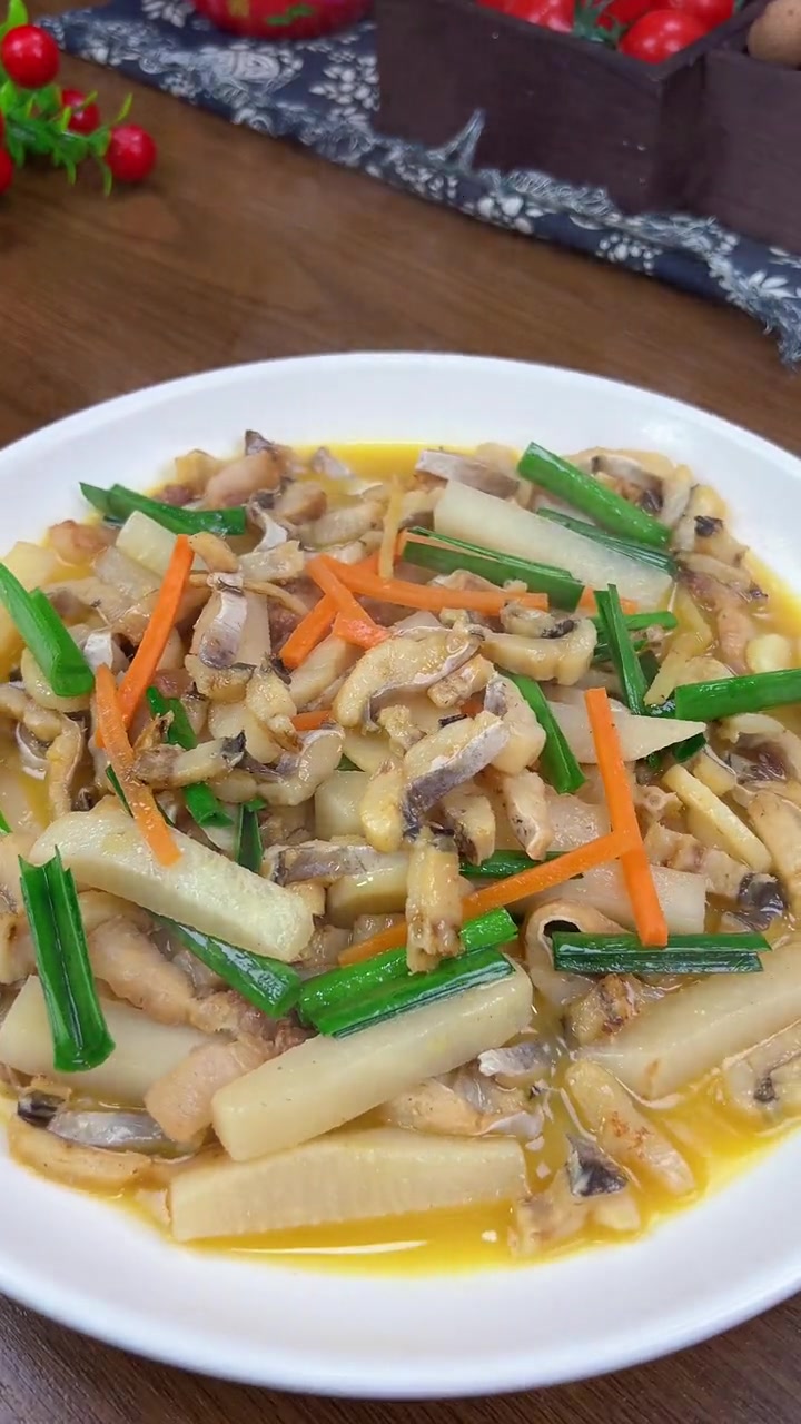 如果你没来温州那你一定要试试这个 鳗鱼鲞 拿来烧盘菜,你家的米饭可要遭殃了 温州美食