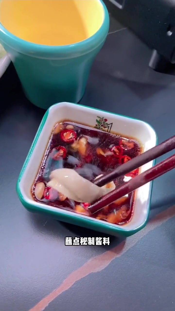 冻手冻脚的天气马上就要来了,赶紧先来一碗猪肚鸡补补吧 天儿冷吃点啥 猪肚鸡 火锅 冬季暖胃