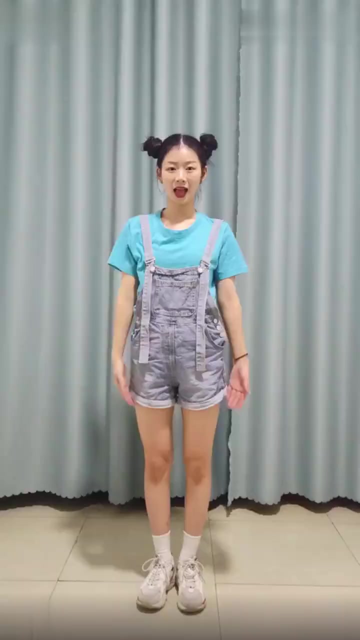 简单活力的幼儿舞蹈《咖喱咖喱》