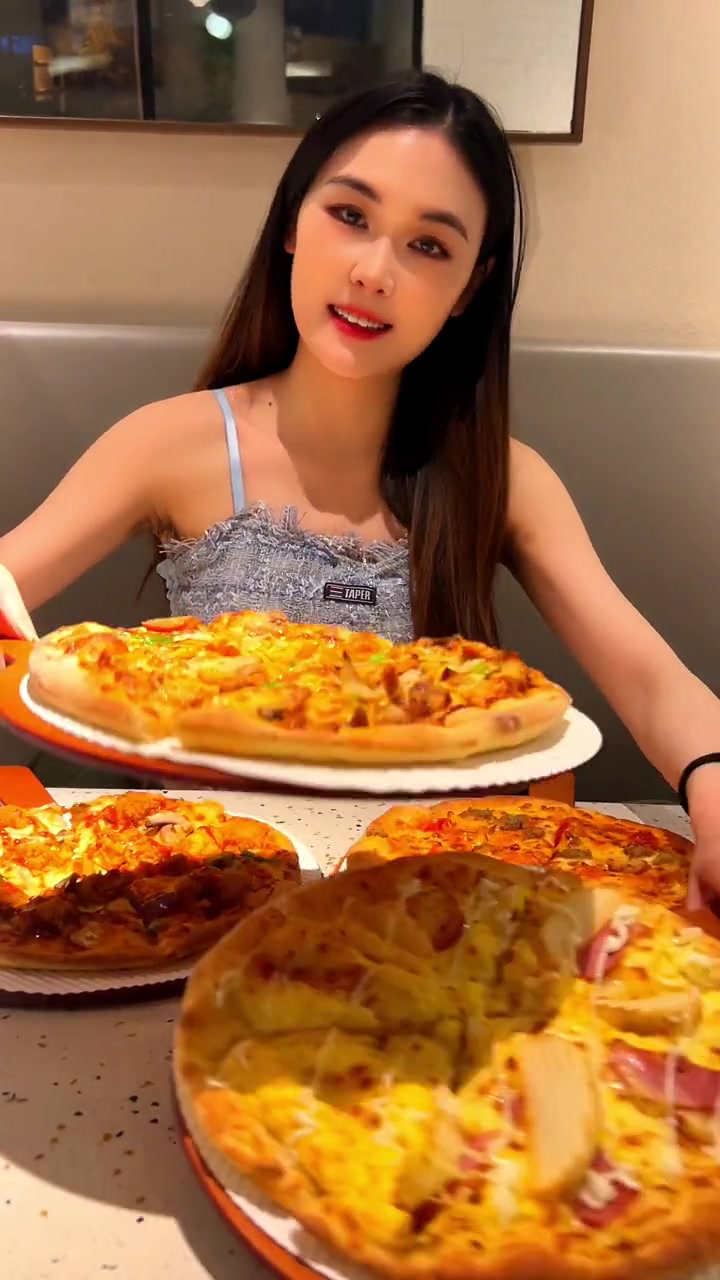 必胜客新品来了,49两个披萨 必胜客 必胜客买一送一 买一送一回来了 双12团卷节