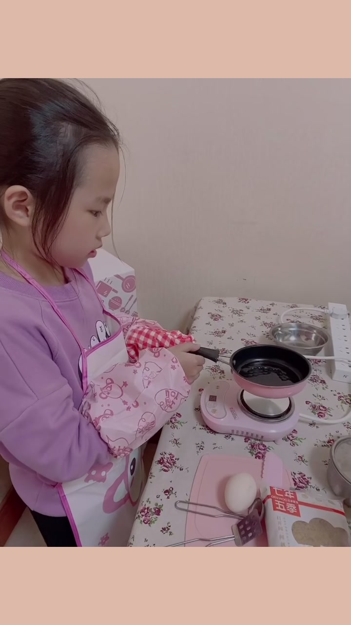 小学生3分钟美食小课堂煎鸡蛋