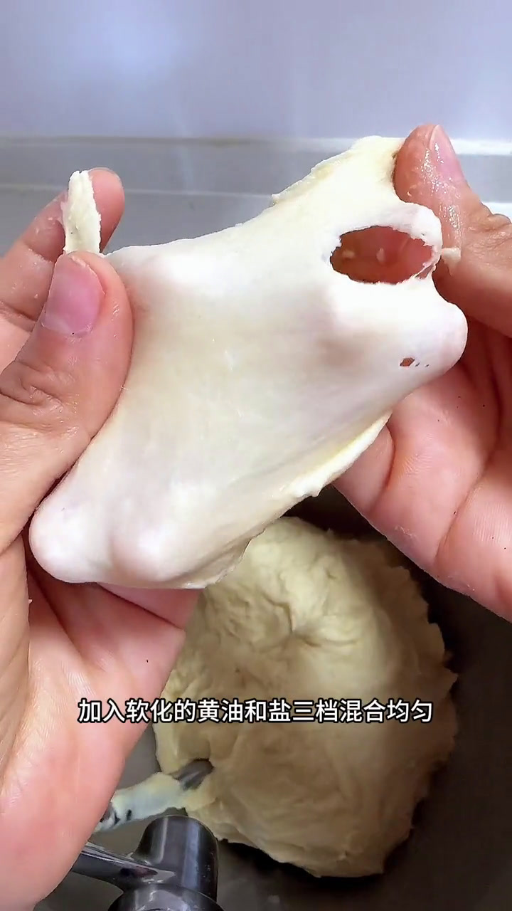 创作灵感 今天分享一款口感酥脆 内容丰富 深受人们的喜爱汉堡面包 面包 汉堡面包 烘焙人的