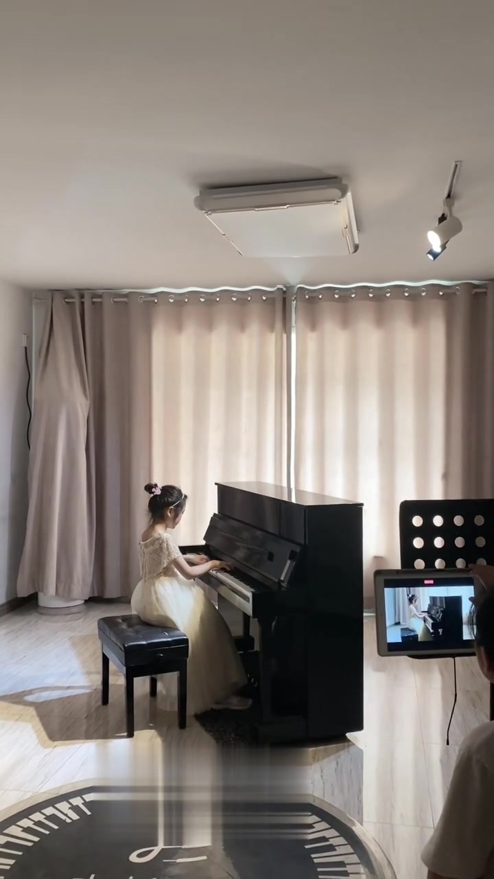 钢琴六级——幻想曲