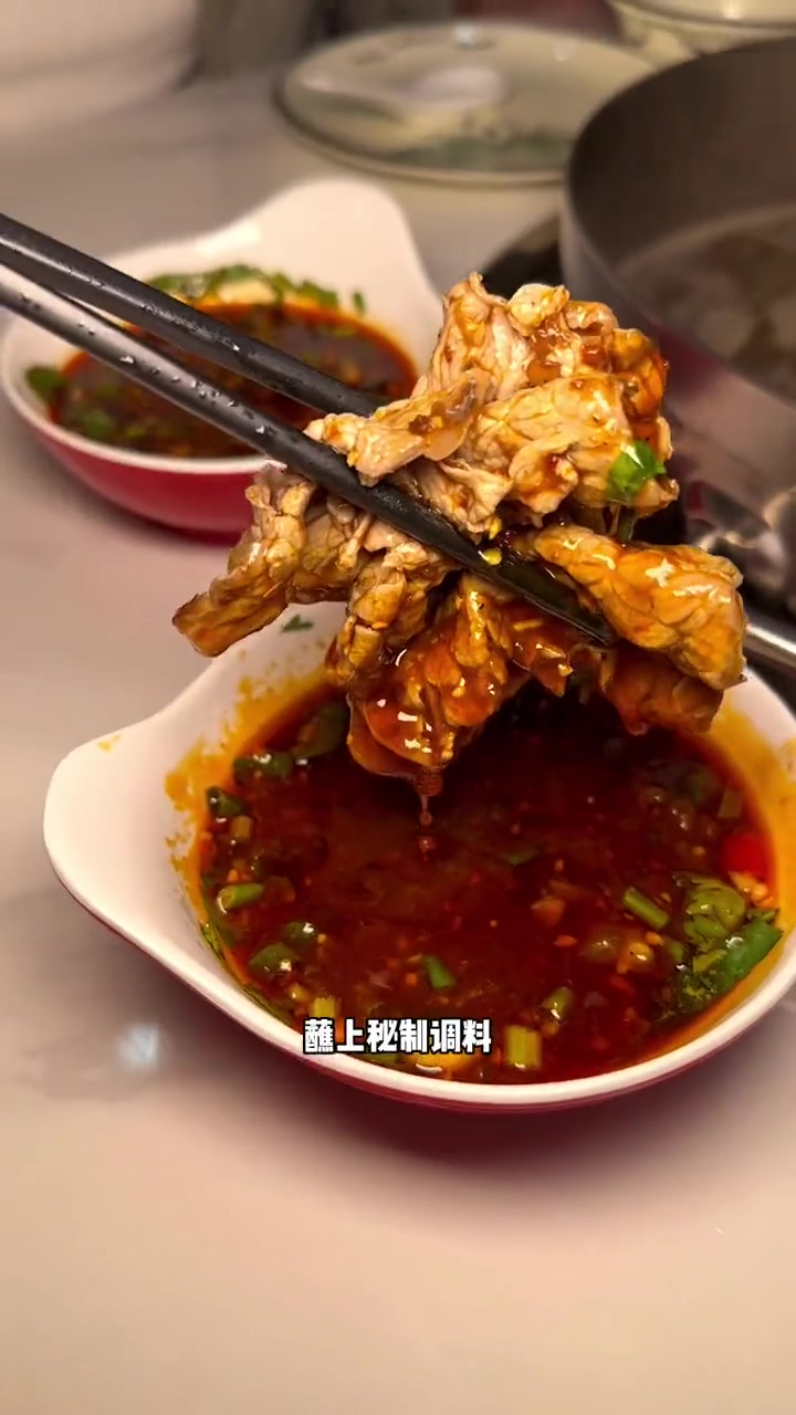 天气冷了,来吃正宗贵州黄牛肉火锅吧!火锅 附近美食 鲜牛肉 正宗贵州黄牛肉馆 南浔美食