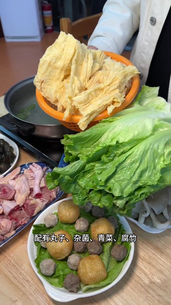鹿寨也能吃到正宗的潮味砂锅粥啦~就在鹿寨绿廊强仔潮味砂锅粥