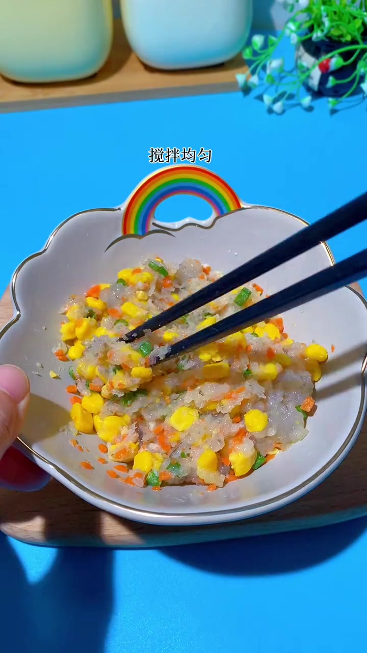 软嫩鲜香的鲜虾玉米饼,孩子可太喜欢吃了 宝宝辅食 宝宝爱吃 好吃到停不下来 手指食物