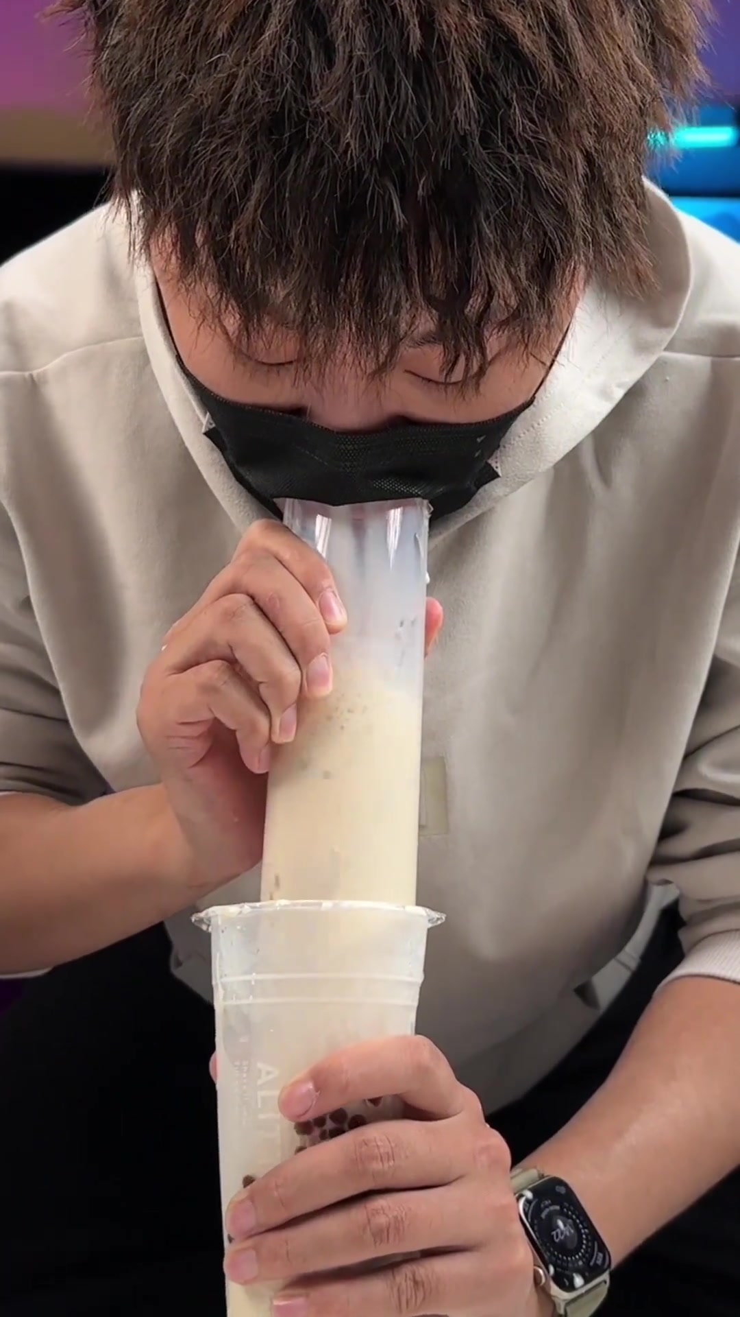 超大号吸管,一口下去能炫一杯奶茶吗?测评 冷知识