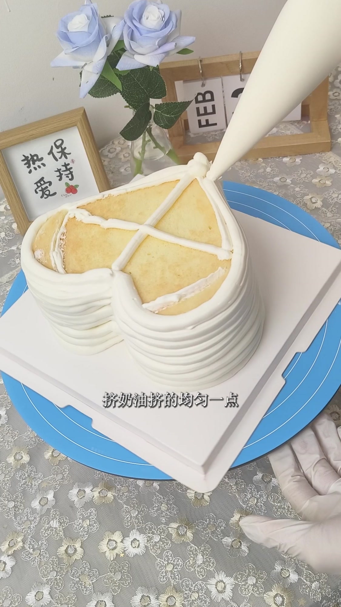 心形周年纪念蛋糕,适合纪念日吃的蛋糕