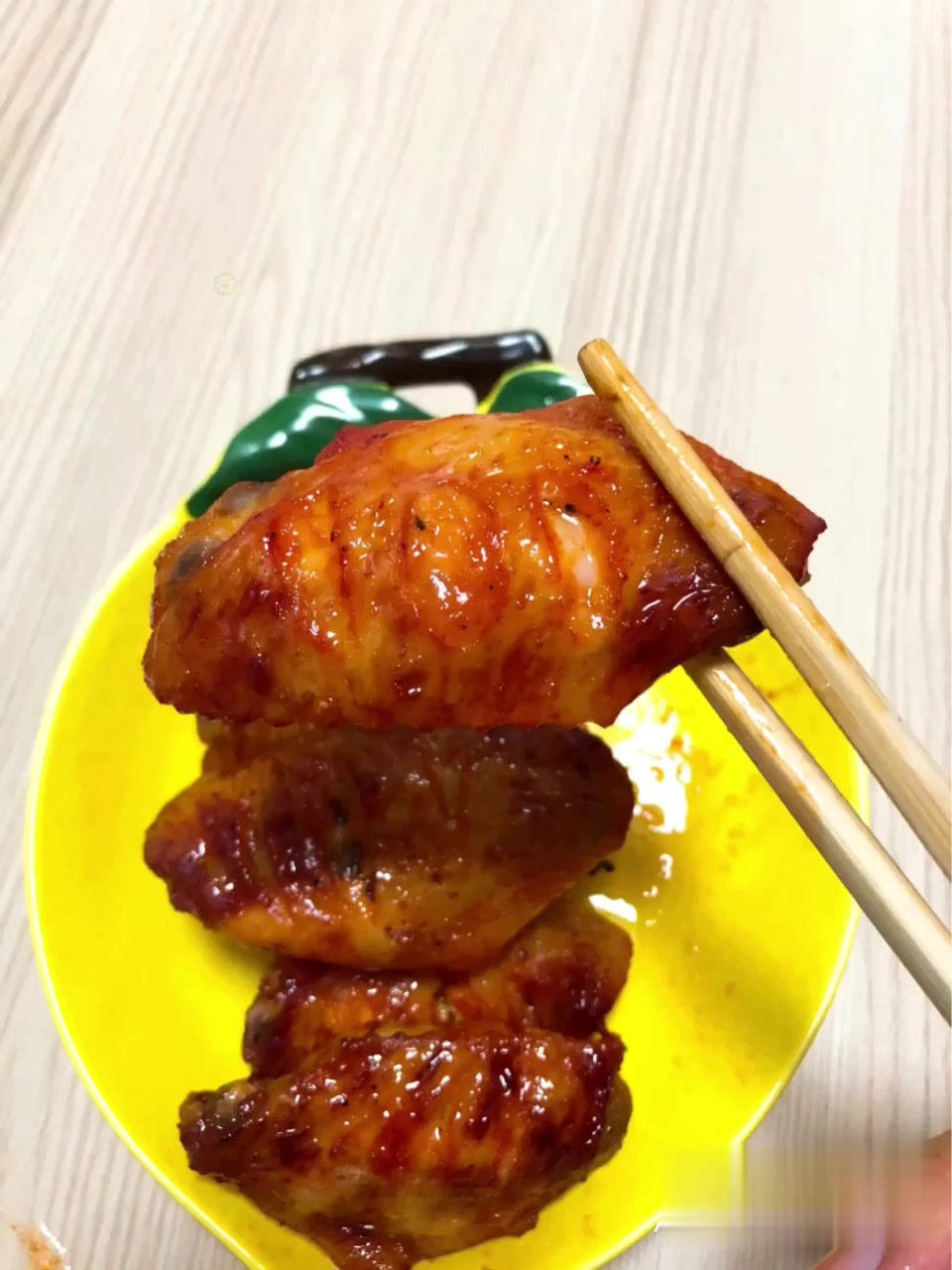 奥尔良烤鸡翅烤箱版超好吃!味道比KFC还赞!