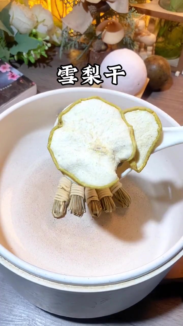 最近的天气这款灯心草汤常给家人、孩子安排上,煎炸、油炸零食吃多,不爱喝白开水的正合适 为你