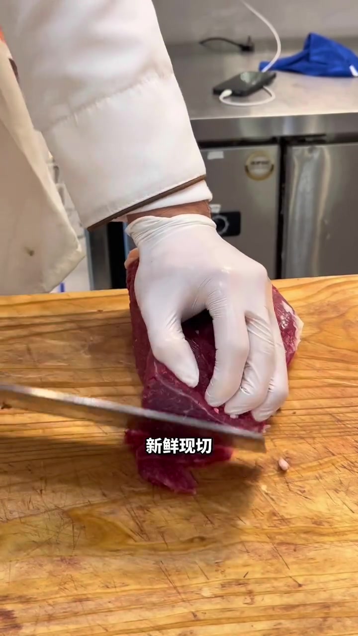 178就可能吃到正宗潮汕牛肉火锅啦 冬天就适合吃火锅 艾特你的饭搭子请你吃 潮汕牛肉火锅 