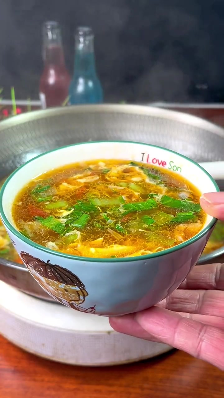 早上不知道吃什么?那就试试这个珍珠翡翠疙瘩汤,喝上一碗全身暖暖的 美食教程 天儿冷吃点啥 