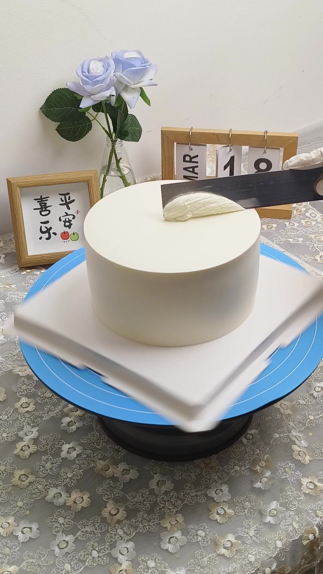 复古草莓蛋糕,好吃又好看,快来看看吧!