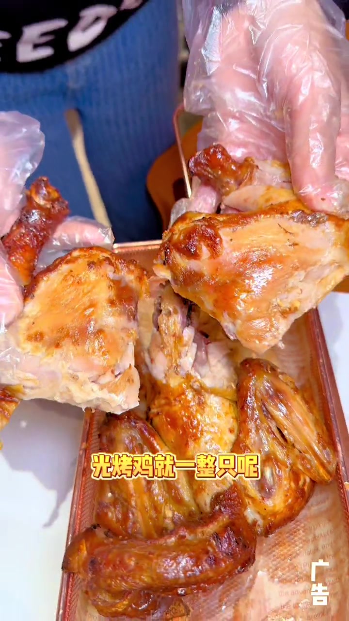枣园的小年轻们快来艾豪丽西餐厅过圣诞吧!艾特你的饭搭子请你吃 冰雪美食季 那些尝一口就忘不