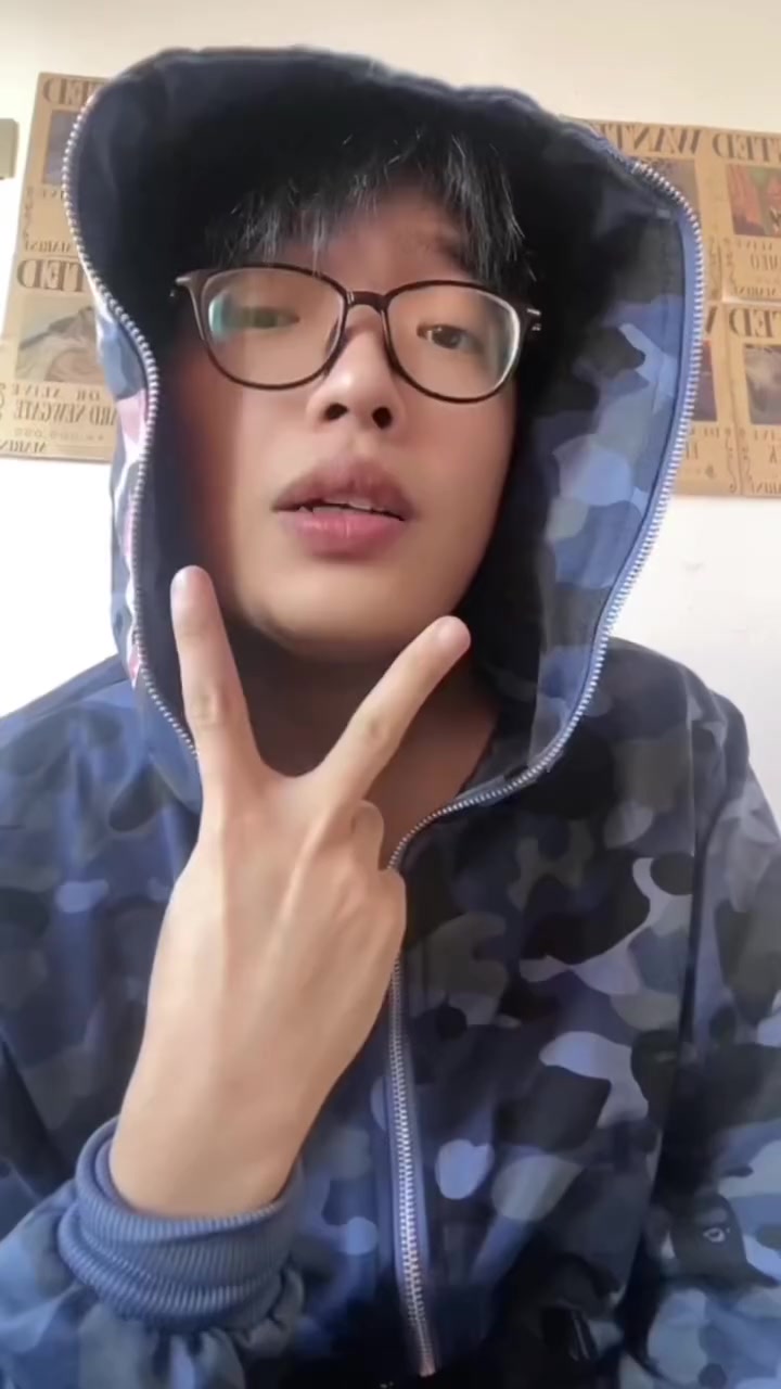 前几年爆火的鲨鱼服被我找到了