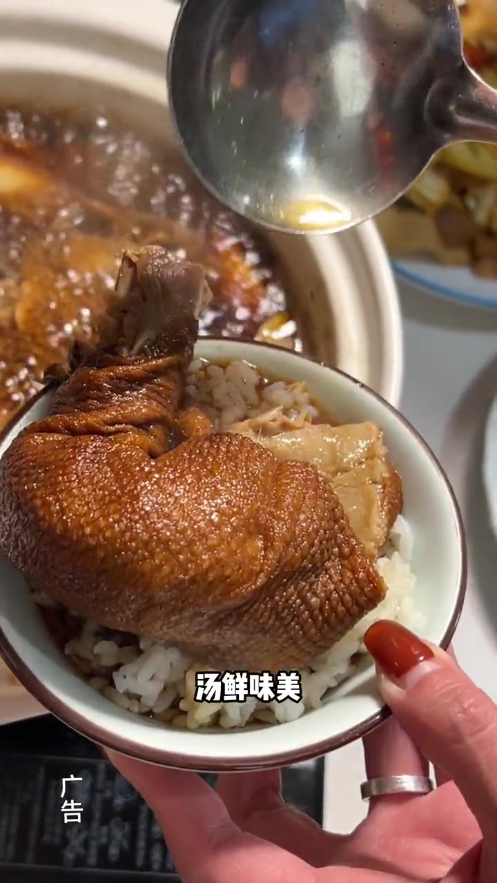 母油船鸭老苏州经典船菜,观前街上 再现儿时记忆中的味道!新苏人家 苏州打卡 苏州美食 老牌