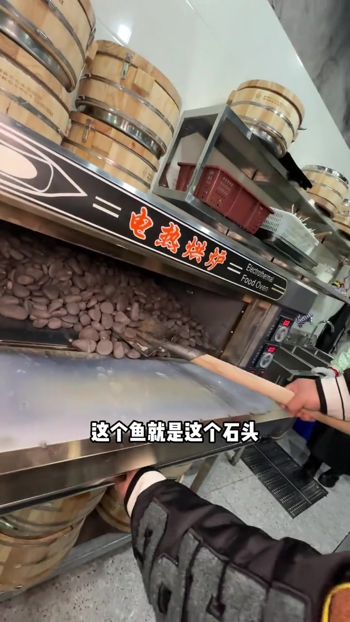 这样的木桶鱼火锅你们吃过吗?张记木桶鱼 木桶鱼 天儿冷吃点啥 鹰潭美食 小胖队