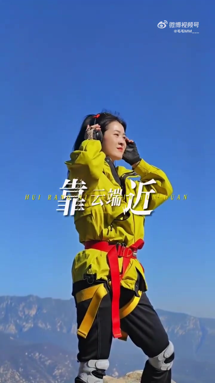 咔!2023就要杀青了!希望2024锦鲤附体 年年有鱼摸,岁岁躺平安!换个锦鲤头像开开运 