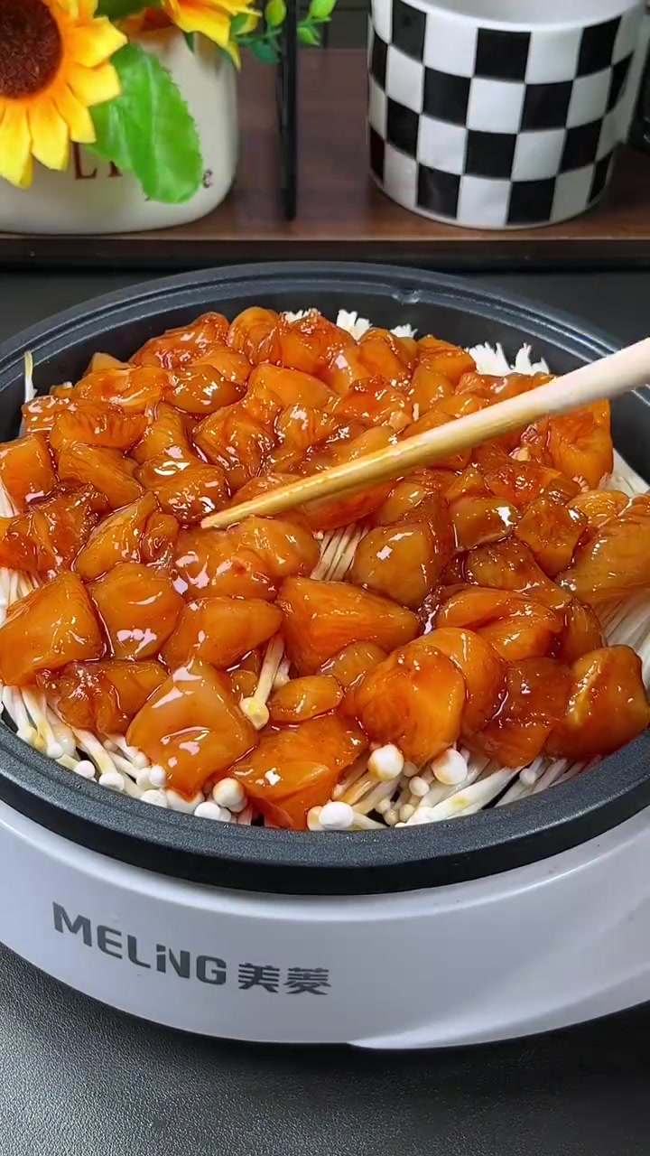 美味辽宁等您来 无水无油的金针菇鸡胸肉,减脂期的最佳搭配
