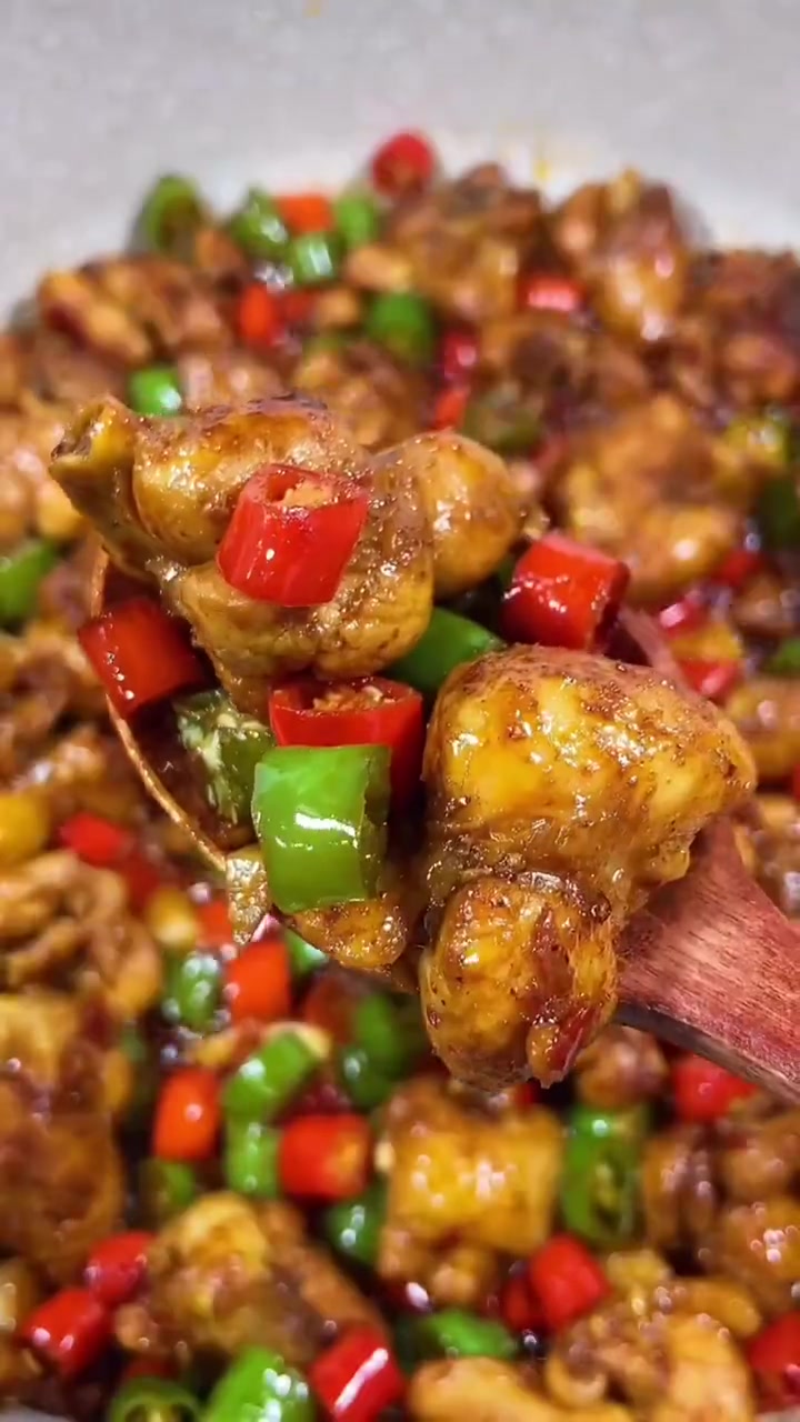 美味辽宁等您来 香辣炒鸡腿块