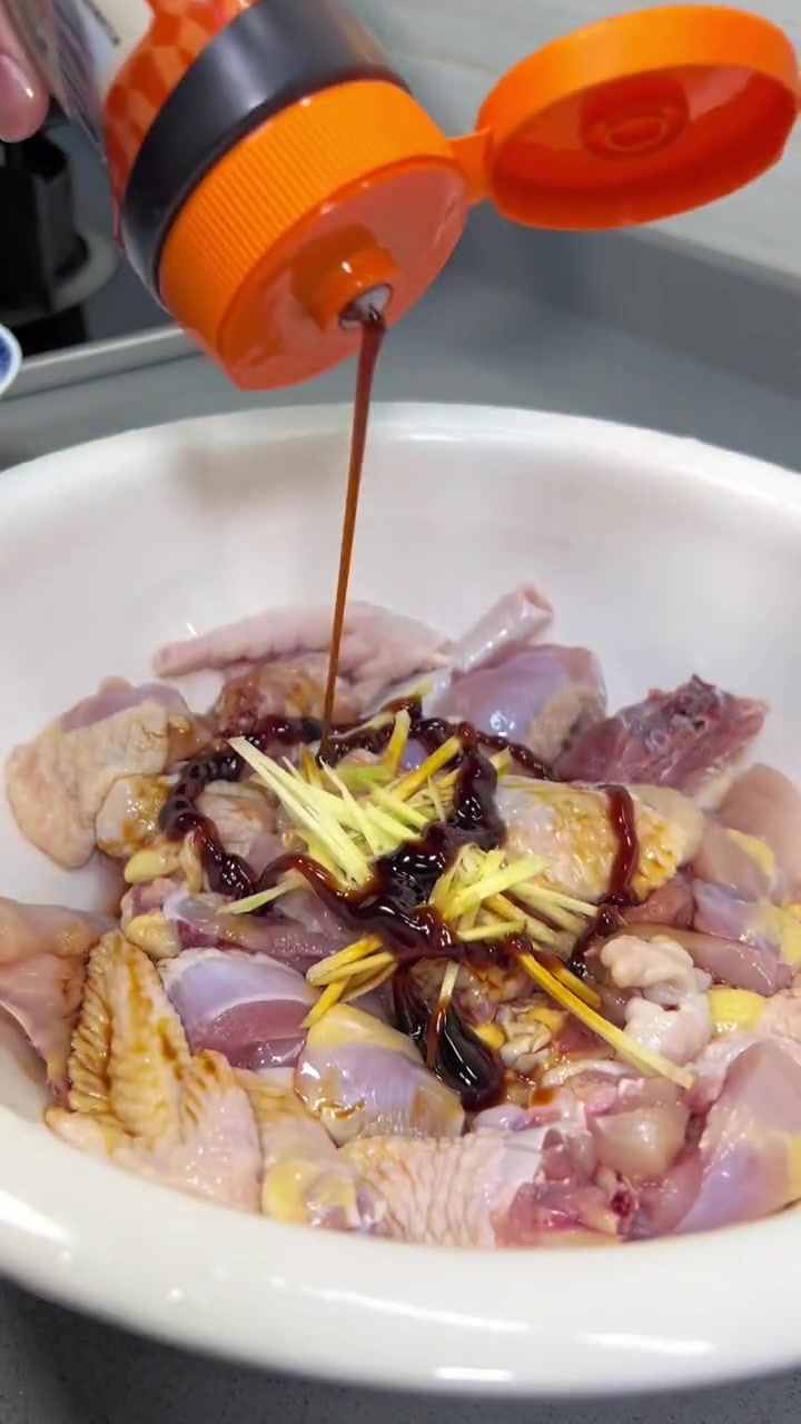 花菇蒸鸡 妈妈的味道 鸡肉嫩滑有汁水 家常菜 我的厨房日记 老广的味道 粤菜