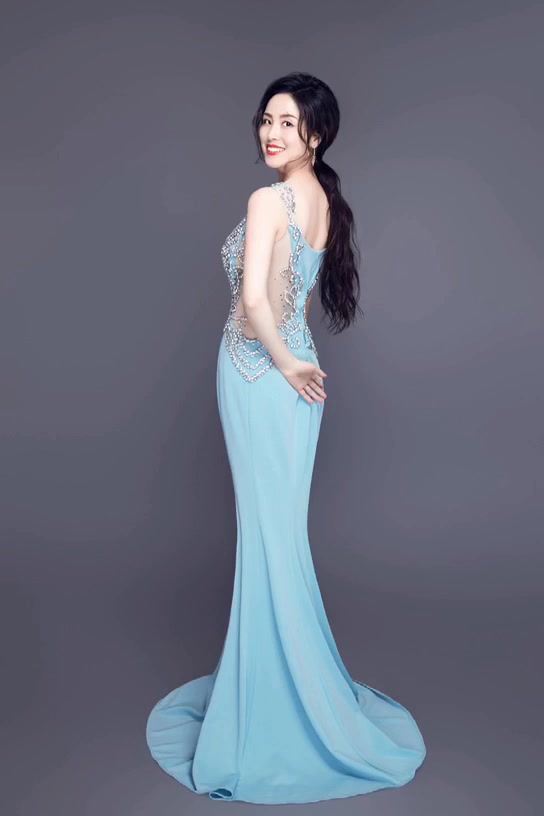 婚礼上切蛋糕主持台词顺口溜