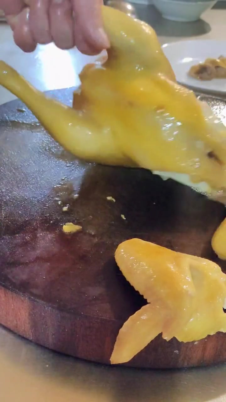 亮一款白切鸡全鸡砍法 美食制作分享 年夜饭菜谱 原创作品