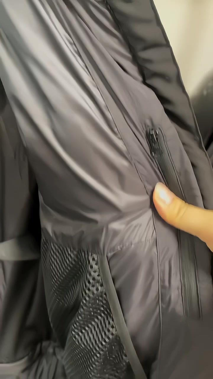 加拿大鹅黑标羽绒服原来这么精致保暖,难怪大家都喜欢