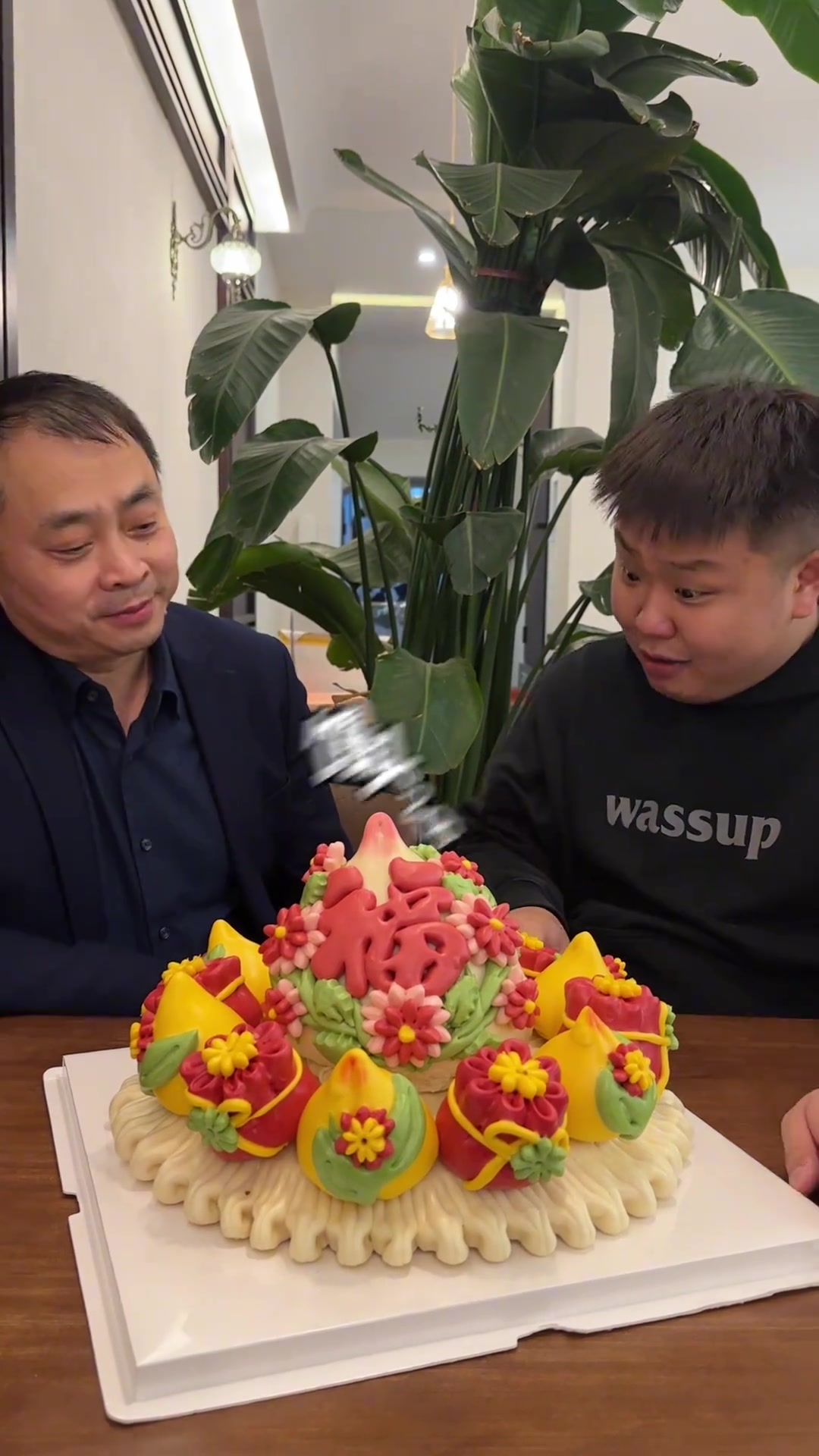 第一次见这么大的馒头,你们那边过生日是什么习俗 青岛 馒头 非遗