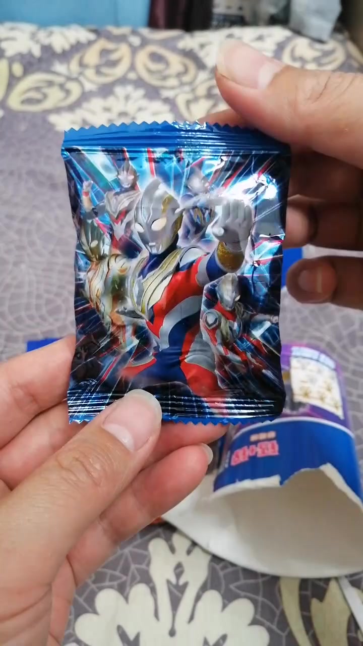 添乐卡通王桶装奥特曼曲奇饼干