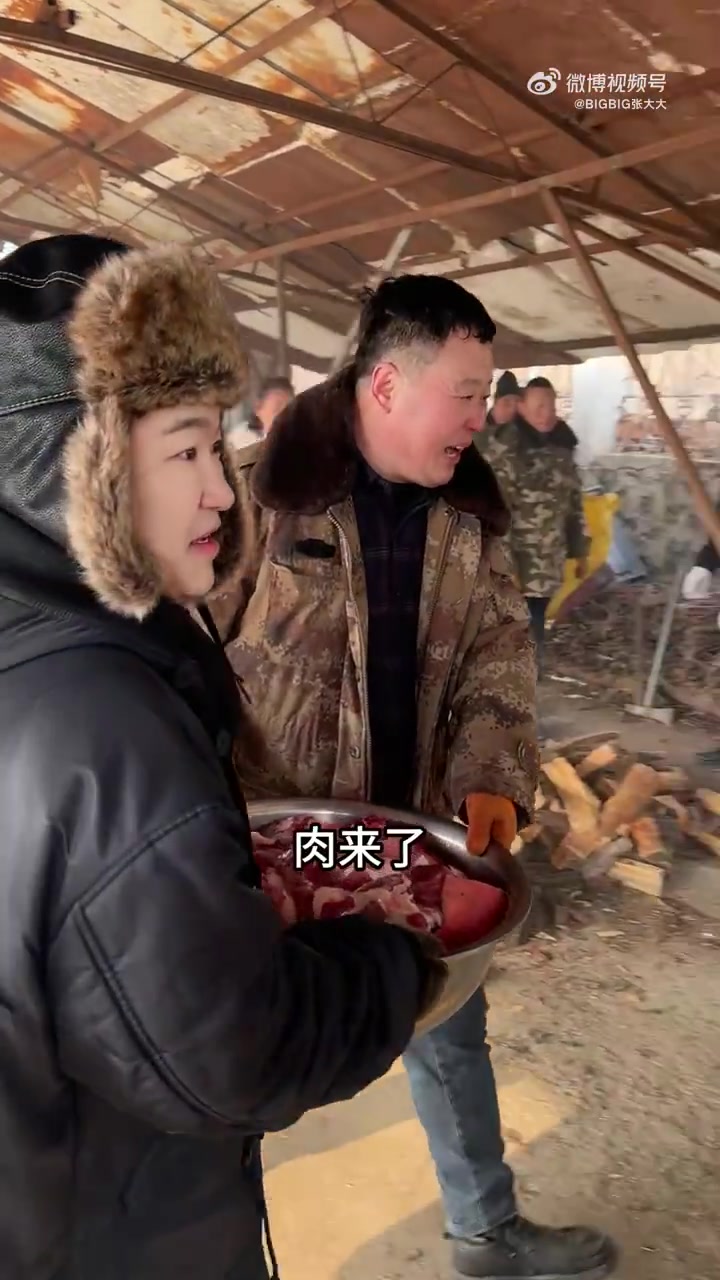 我来东北人家里做杀猪菜啦!