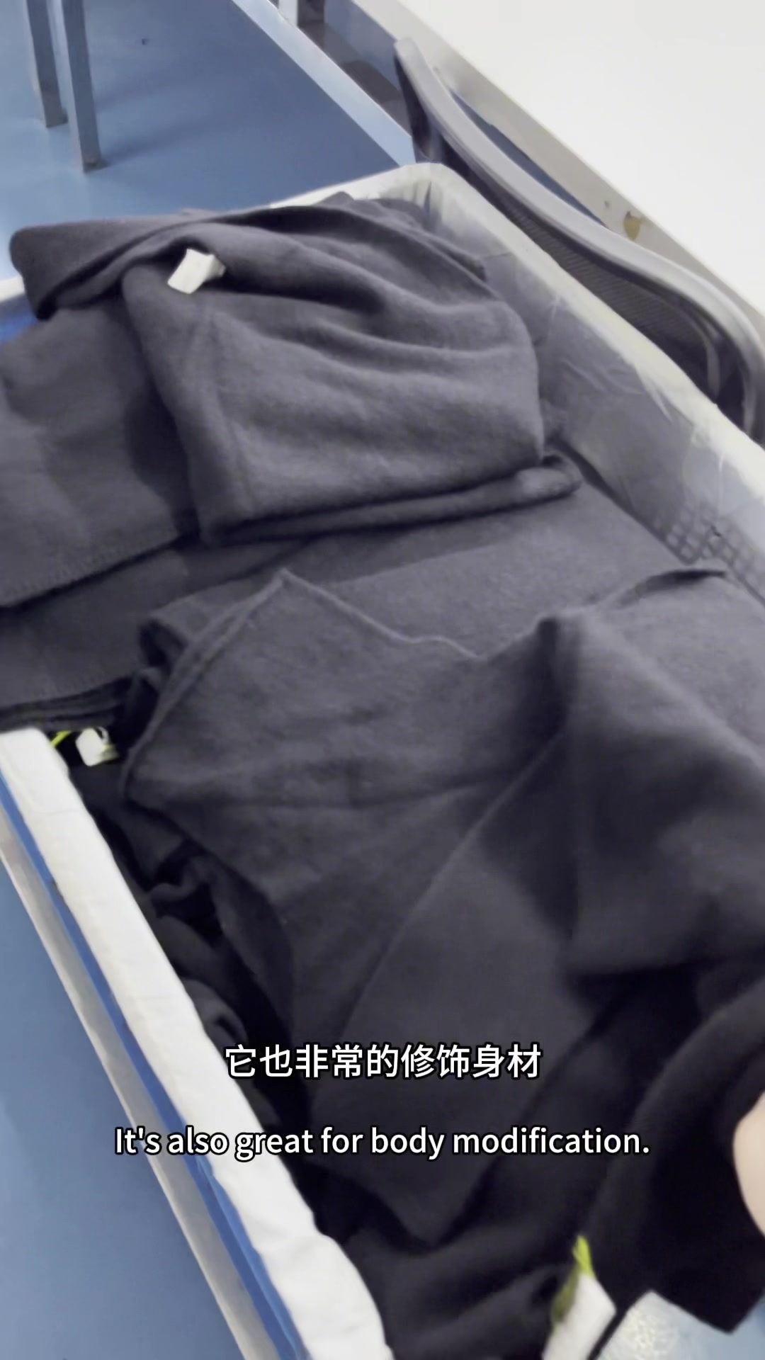 刘诗诗黑天鹅羊绒衫