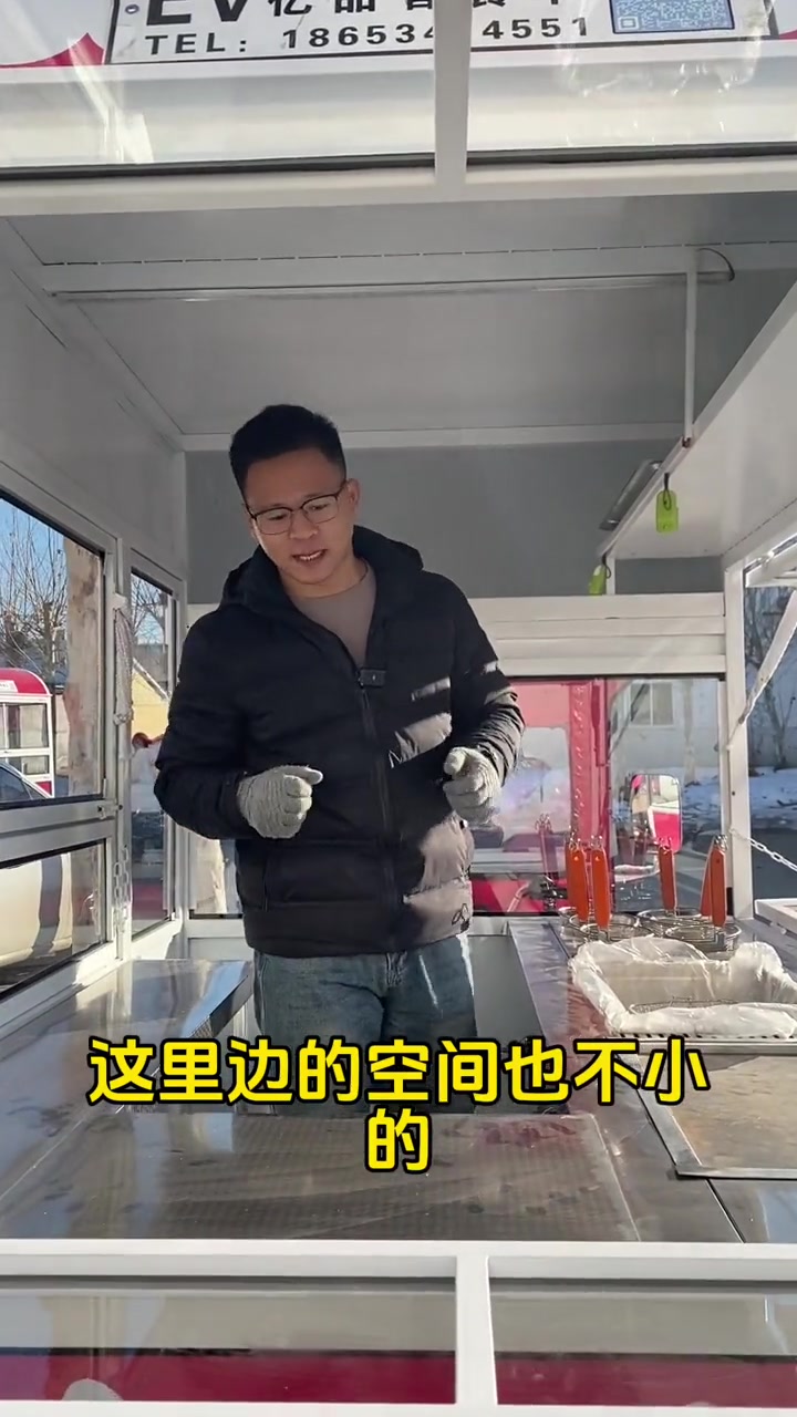 一个人用的小车,太值了!能做手抓饼、鸡蛋灌饼、肉夹馍、麻辣烫等等。早餐车 麻辣烫小吃车 电