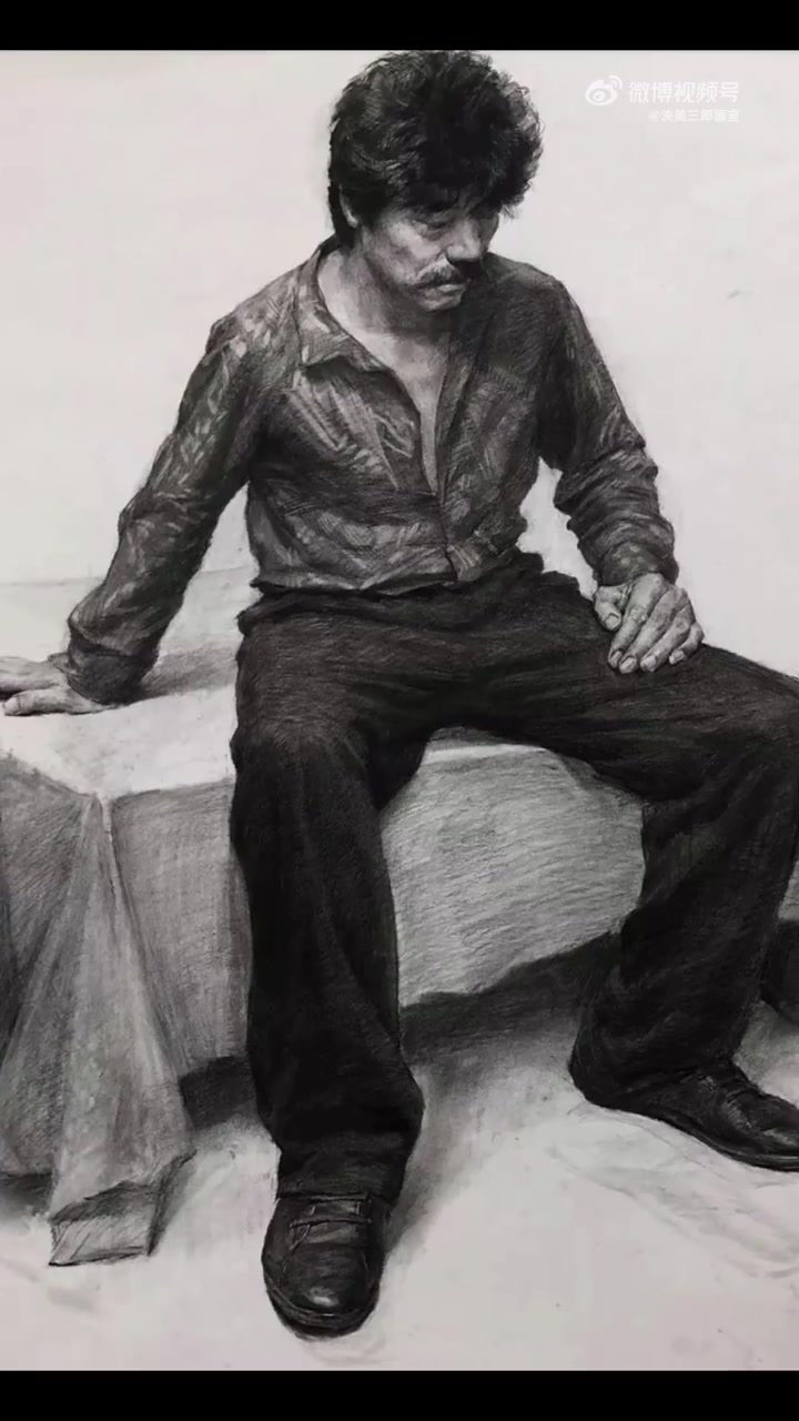 素描人物作品欣赏 美术生 央美三郎画室 绘画