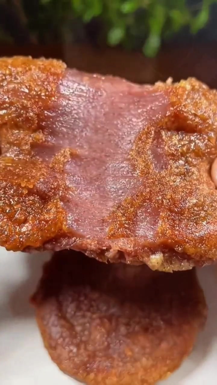 上热门 红糯高粱米面,可以用来包粑粑,蒸粘豆包,做油炸糕,做馒头汤圆,口感细腻,又香又糯很