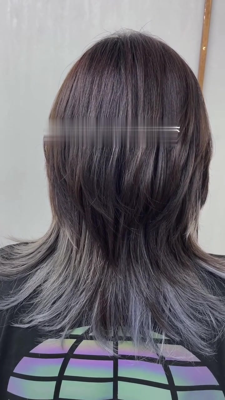 酷感女人发型推荐狼尾鲻鱼头挑染不挑脸型