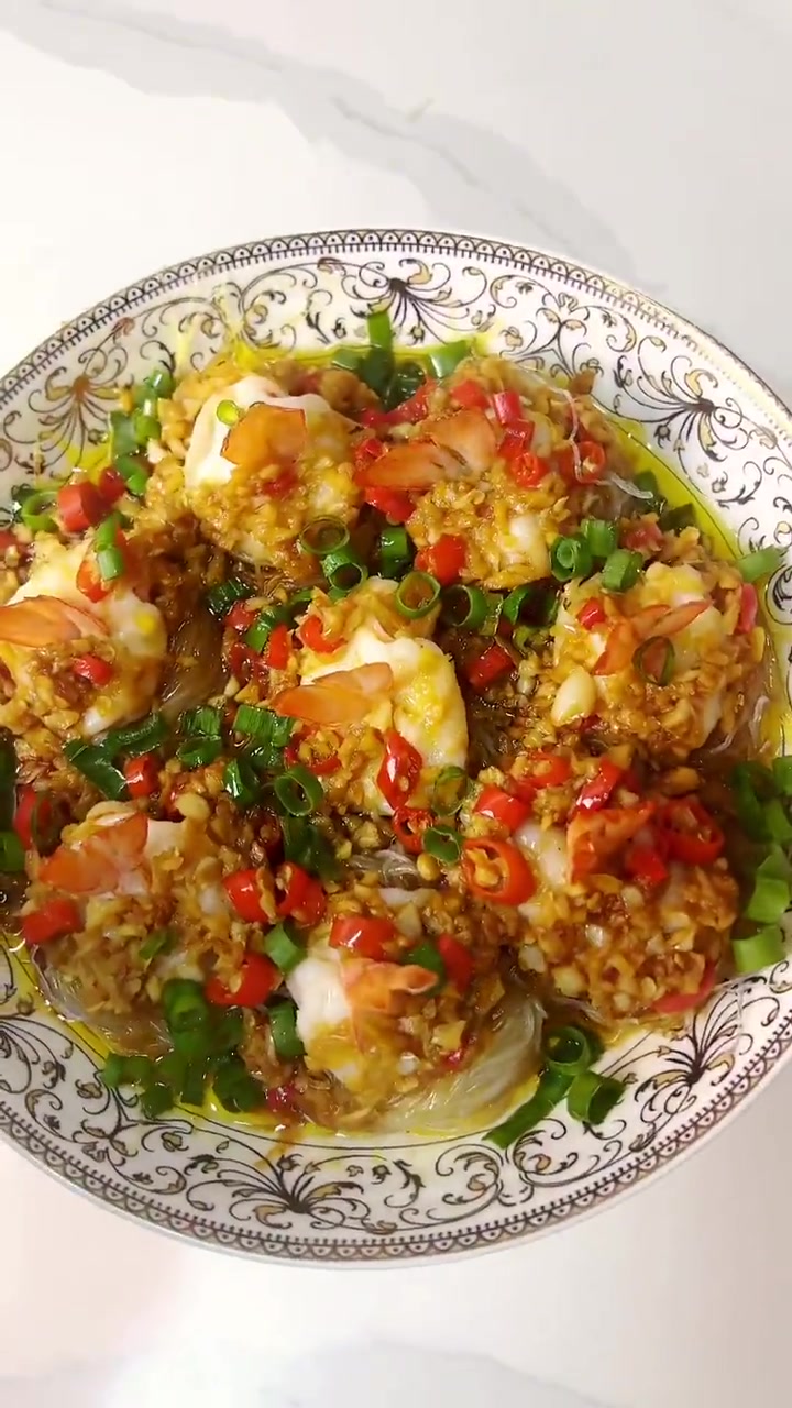美味辽宁嘎嘎香 美好辽宁欢迎您 年夜饭美食之《千丝万缕虾》寓意新的一年腰缠万贯 财源滚滚 