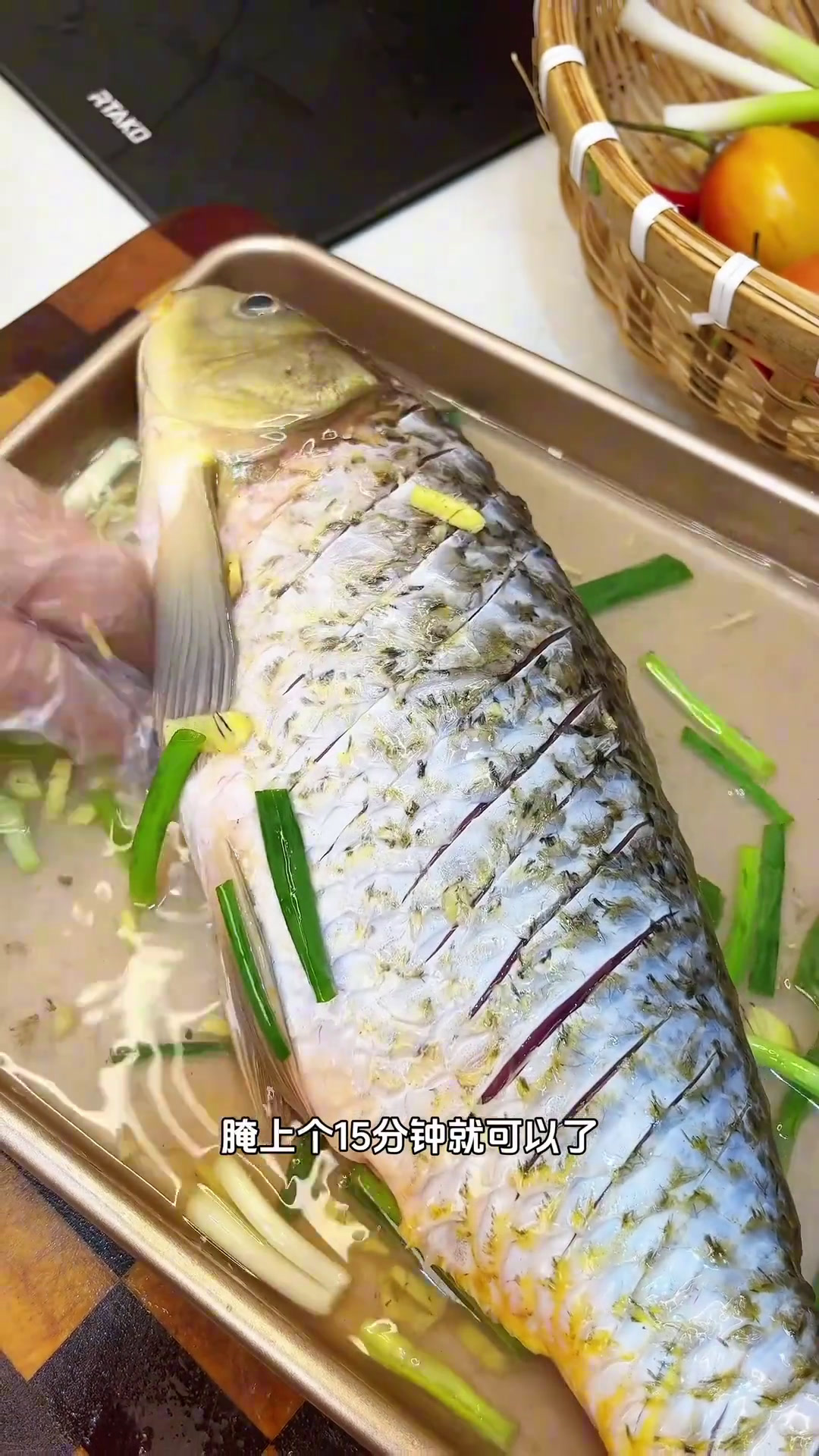 贵州年夜饭上必不可少的糟辣鱼 我妈的经典拿手菜!真的超级好吃 贵州年夜饭 贵州糟辣鱼 糟辣