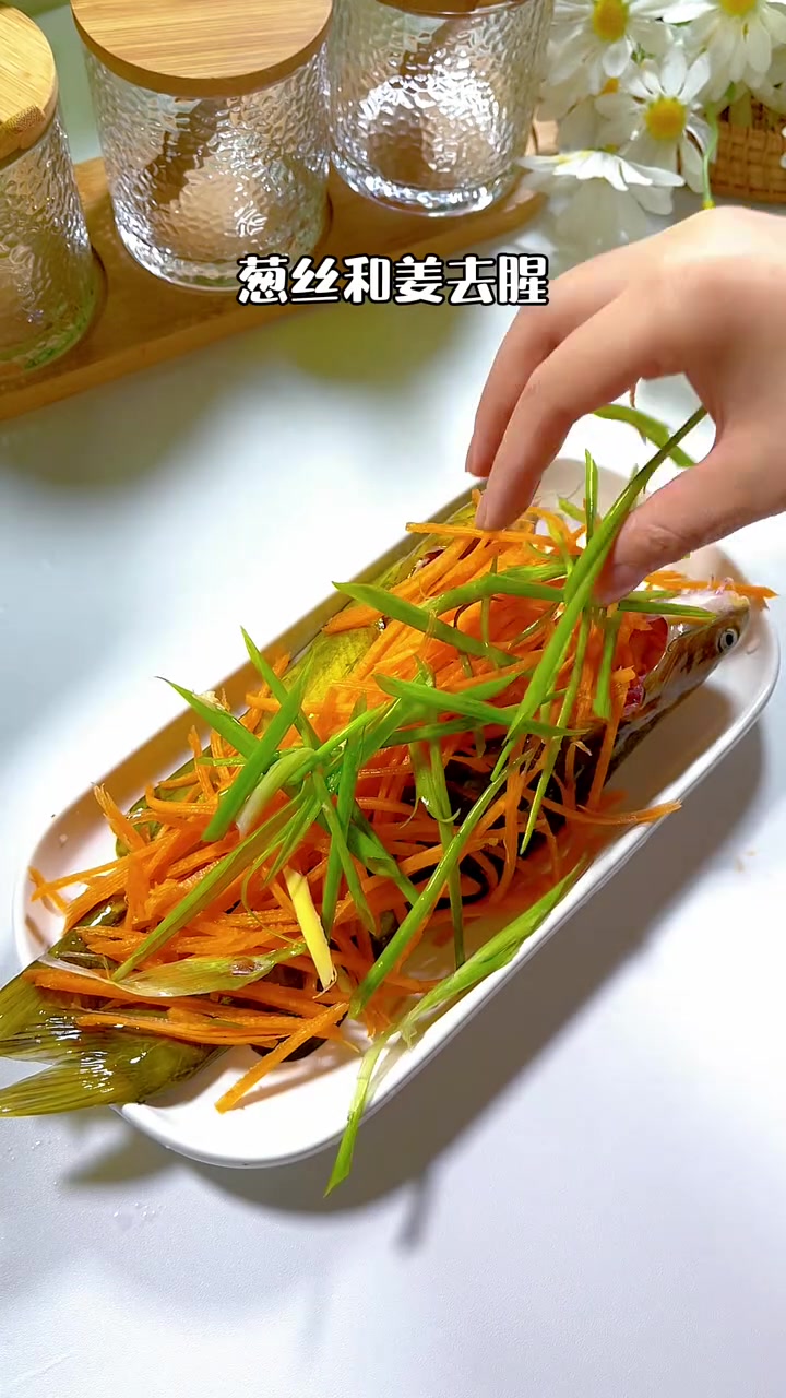 宝宝的第一口鱼肉这样做|清蒸黄辣丁 8个月以上宝宝吃黄辣丁最适合不过了!肉嫩刺少,很适合小