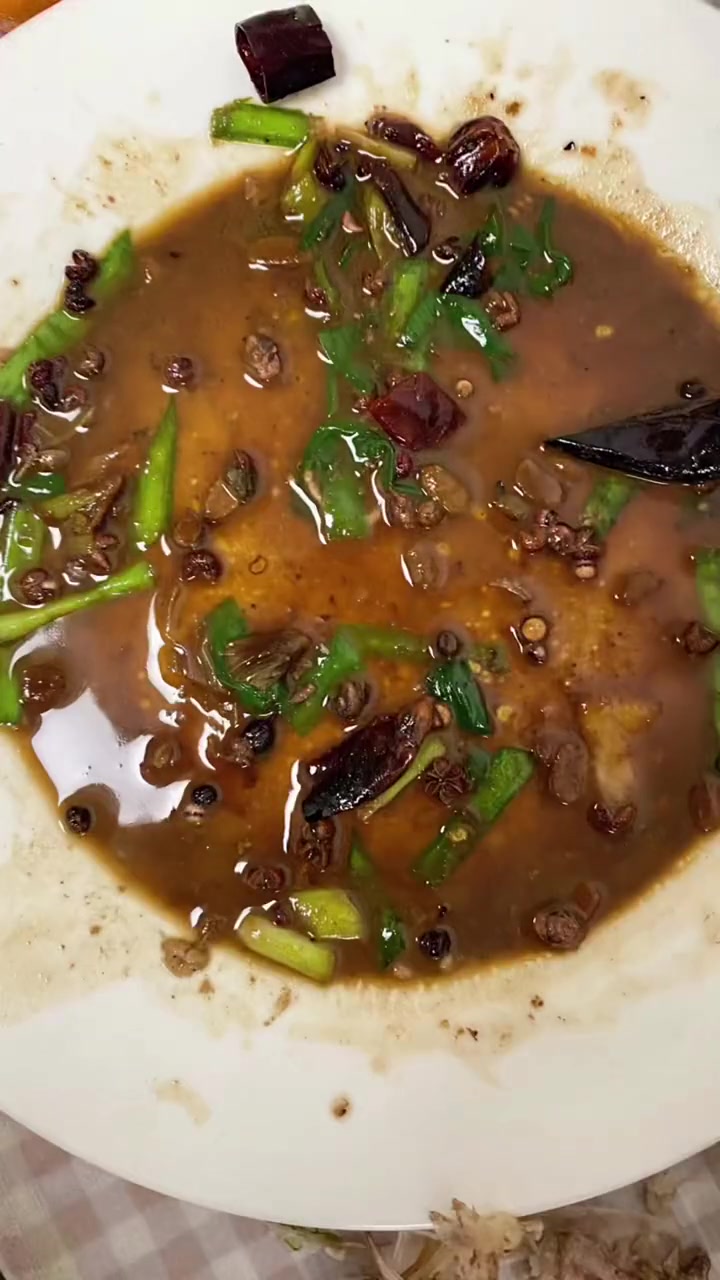 酱爆海兔子,笔管鱼,籽乌,有吃不惯八爪鱼的可以吃这玩意,很脆嫩,涮火锅,白灼,酱爆都好吃 