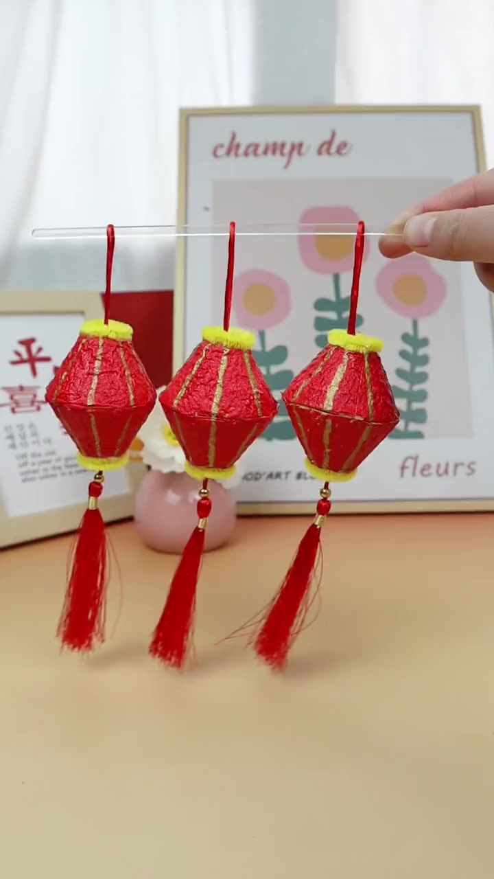 鸡蛋拖改造喜庆小灯笼 手工diy 挂饰挂件 新年手工制作