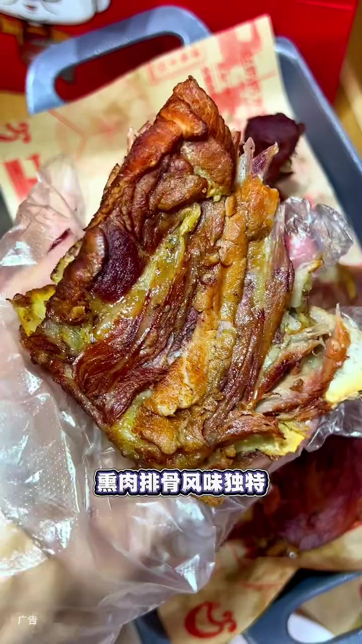 赵奶奶水饺锅贴,自己不用动手就能吃到吃鲜包水饺了,新年礼盒哪个都合适,左下角↙↙安排,记得