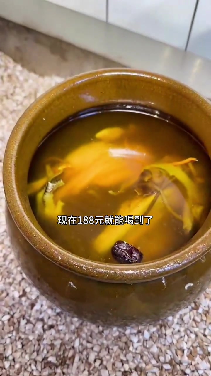 煨汤婆188元野生菌老母鸡汤,和瓦罐一起送到家 煨汤婆 老母鸡汤 煲汤 冬天喝什么 春节不