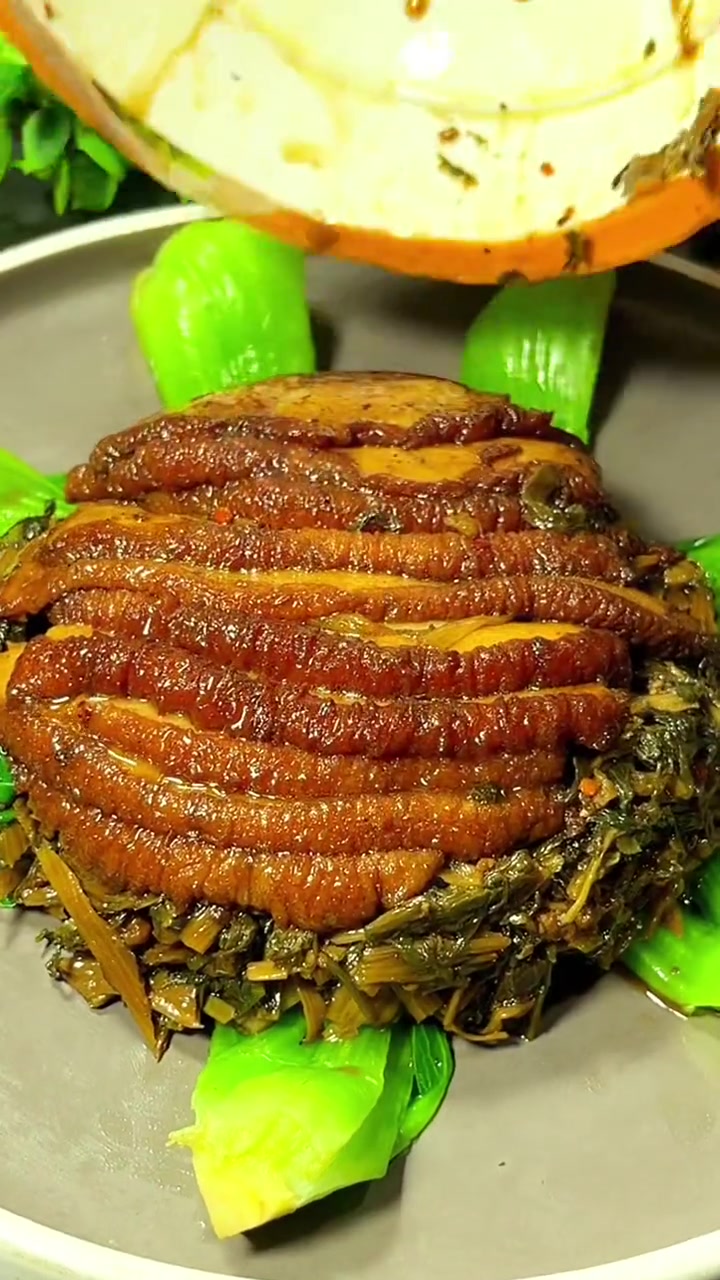 猪肉新吃法!火鸡面 肘子拌饭的含金量 猪肉新吃法 梅菜扣肉 餐桌上的24k年味