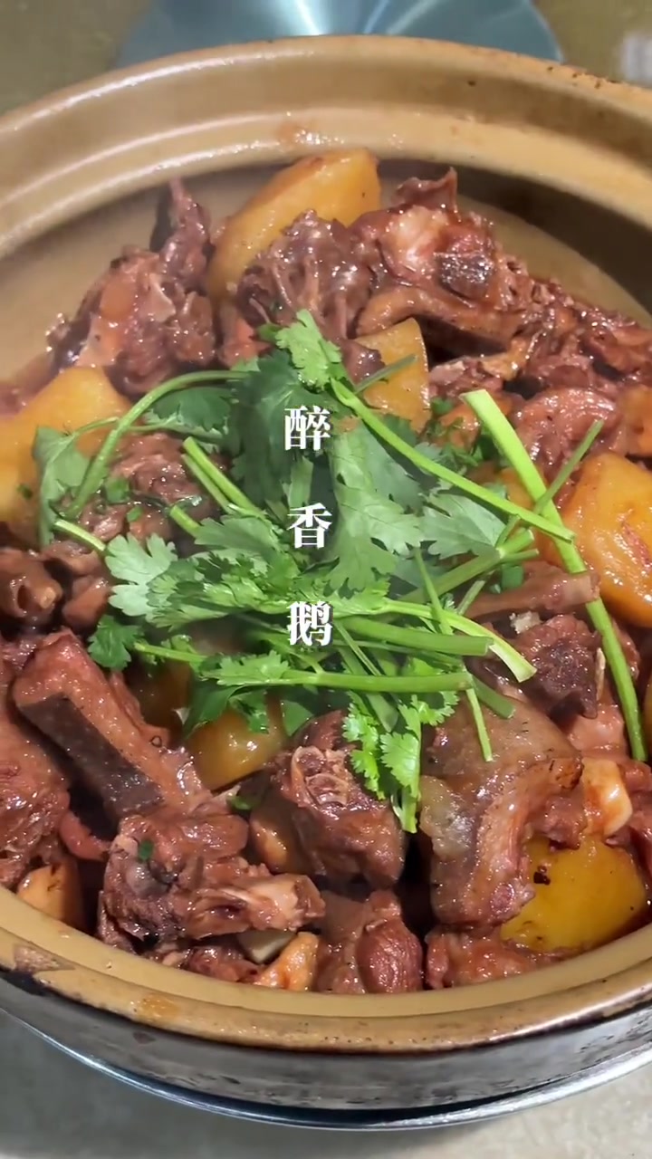 地方特色美食 新会天马 老店 街坊饭堂 新会美食 今天又来天六餐厅打卡,除了家常小炒还有蒸