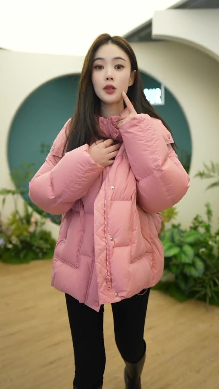 小暖炉鹅绒面包服!90白鹅绒高充绒量温暖不臃肿!宽松短款廓形百搭不挑人哦!高品质羽绒服 谁