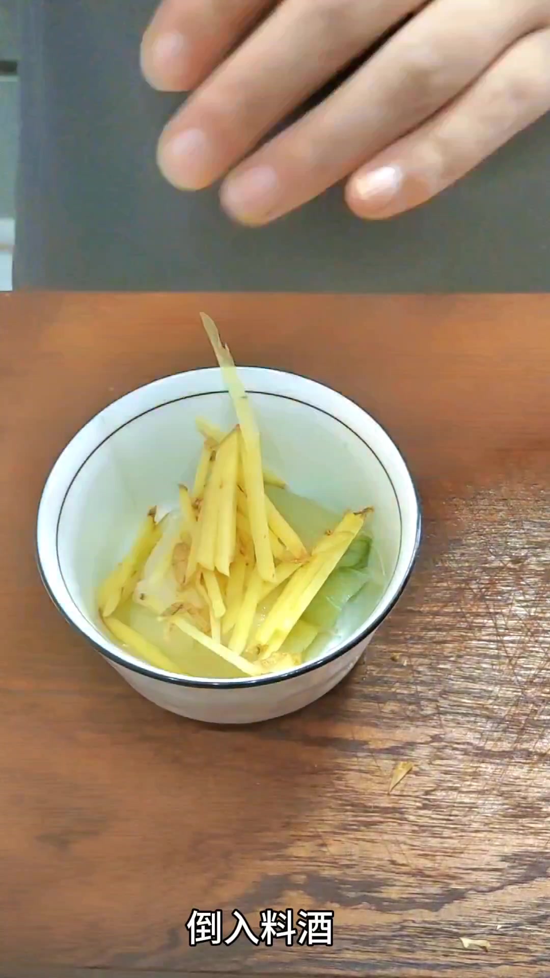 大人小孩都爱吃的番茄糖醋虾球,酸甜可口,真的很好吃?