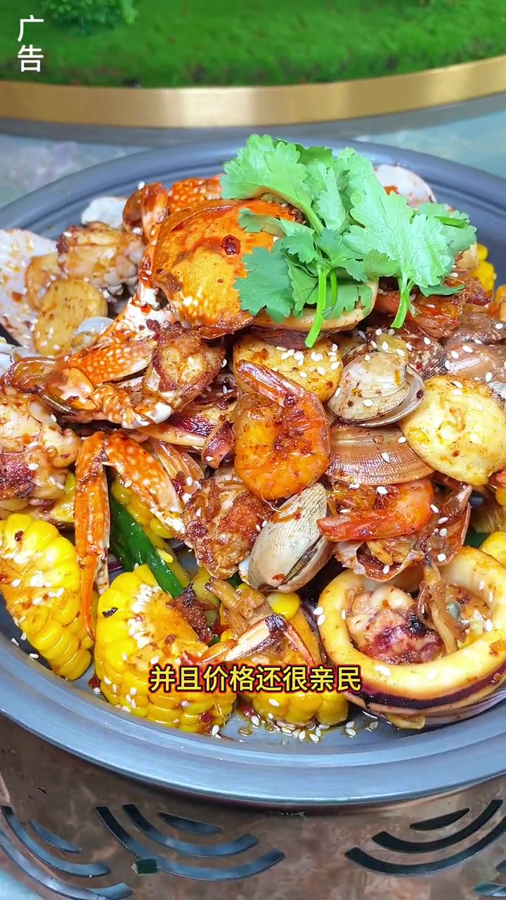 通记砂锅粥,环境高档,菜品丰富有特色!春节不打烊,年夜饭,朋友聚餐,家庭聚会就选通记吧!砂