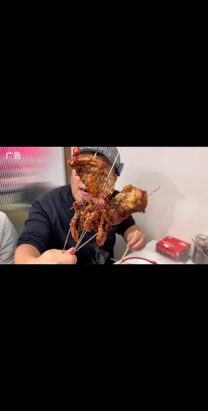 要吃地道东北烧烤,就来“傻大姐” 听说他家的肉肉很好吃 烧烤 铜锅涮肉 傻大姐吉林烧烤 烤
